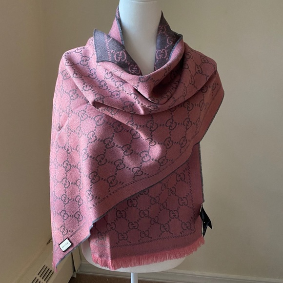 Gucci Accessories - Gucci GG Logo Scarf